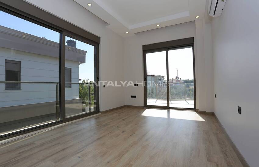 Spacious Detached Villa with Private Pool in Antalya Yesilbayir 33