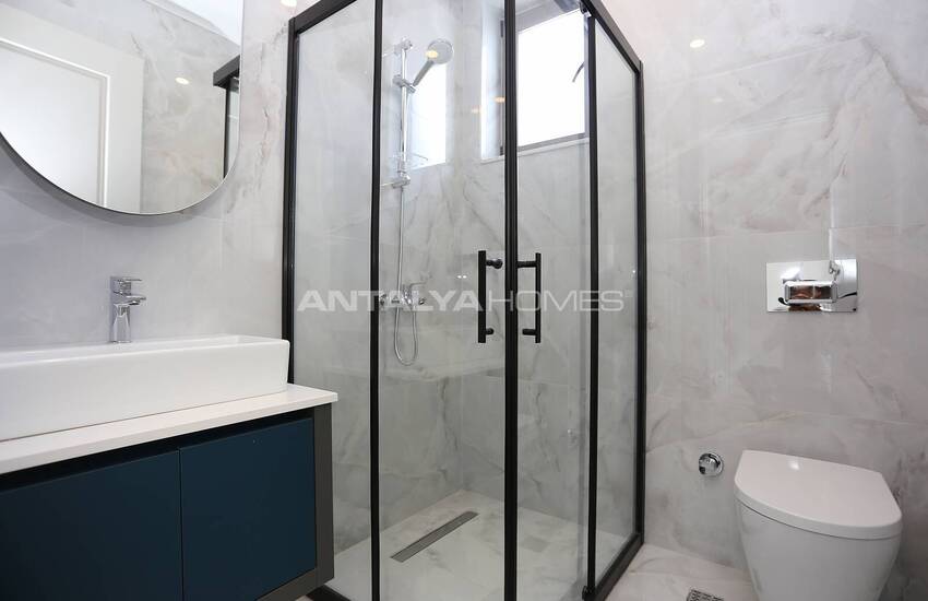 Spacious Detached Villa with Private Pool in Antalya Yesilbayir 34