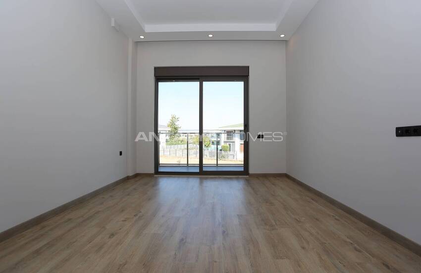 Spacious Detached Villa with Private Pool in Antalya Yesilbayir 36