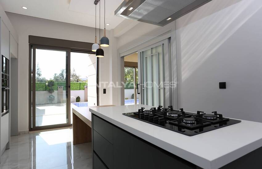 Spacious Detached Villa with Private Pool in Antalya Yesilbayir 20