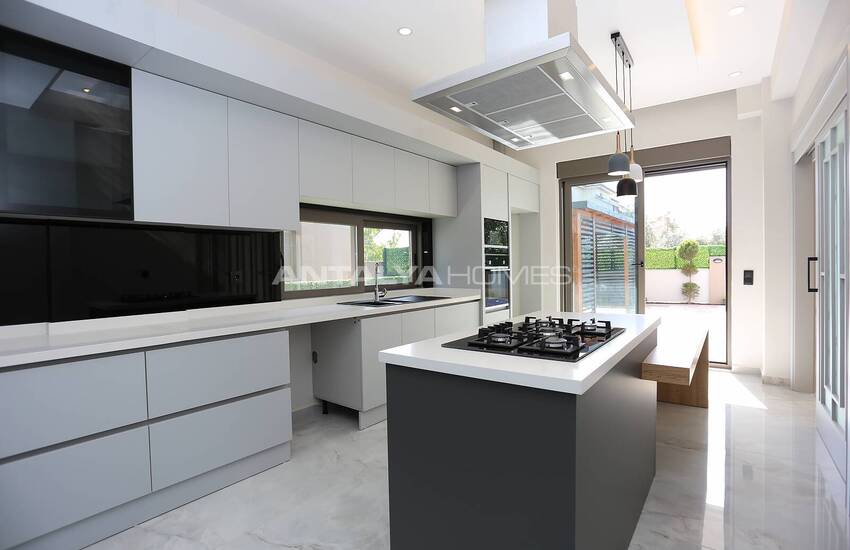 Spacious Detached Villa with Private Pool in Antalya Yesilbayir 21