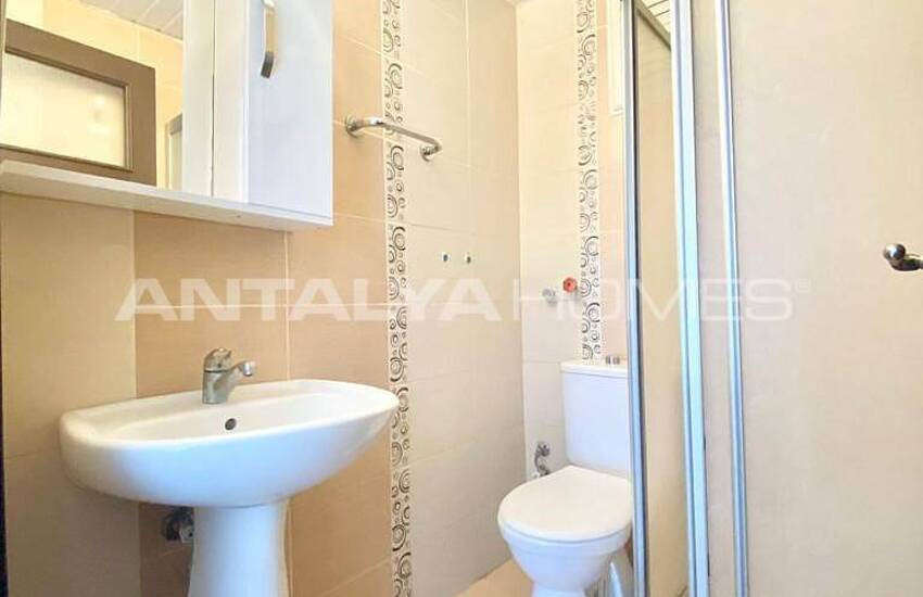 Ready-to-move Spacious Flat in a Building Antalya Kizilarik 23