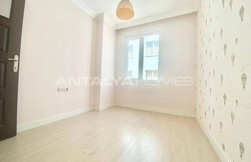 Ready-to-move Spacious Flat in a Building Antalya Kizilarik 14