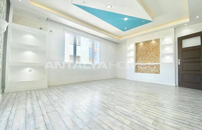 Ready-to-move Spacious Flat in a Building Antalya Kizilarik 5