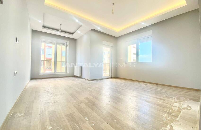 Affordable Ready to Move Flat with 2 Bedrooms in Muratpasa 8