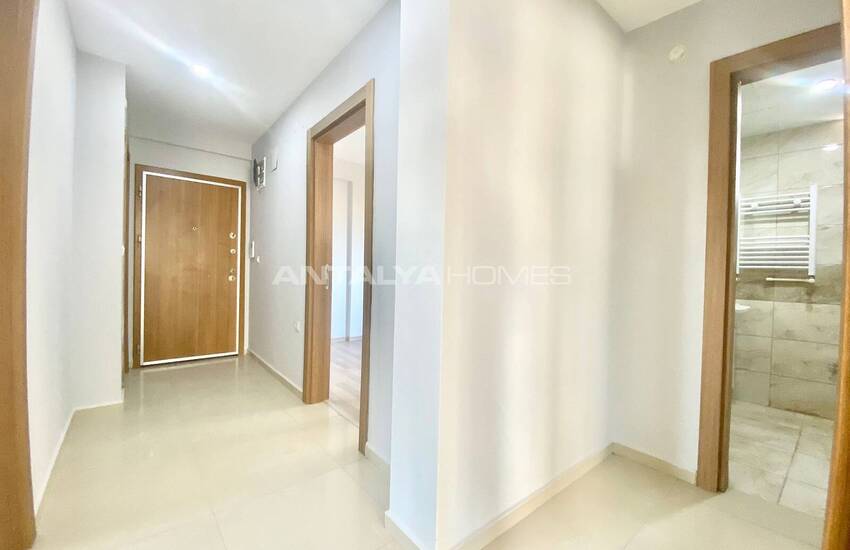 Affordable Ready to Move Flat with 2 Bedrooms in Muratpasa 18