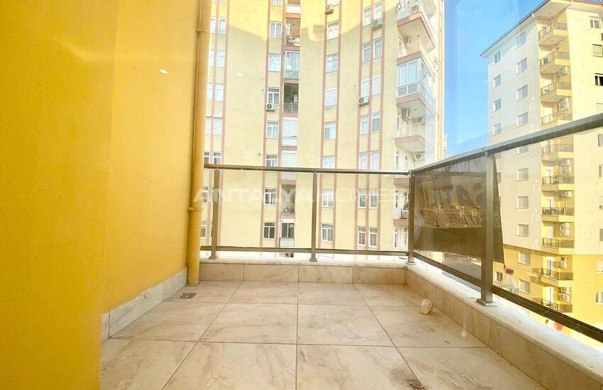 Affordable Ready to Move Flat with 2 Bedrooms in Muratpasa 19