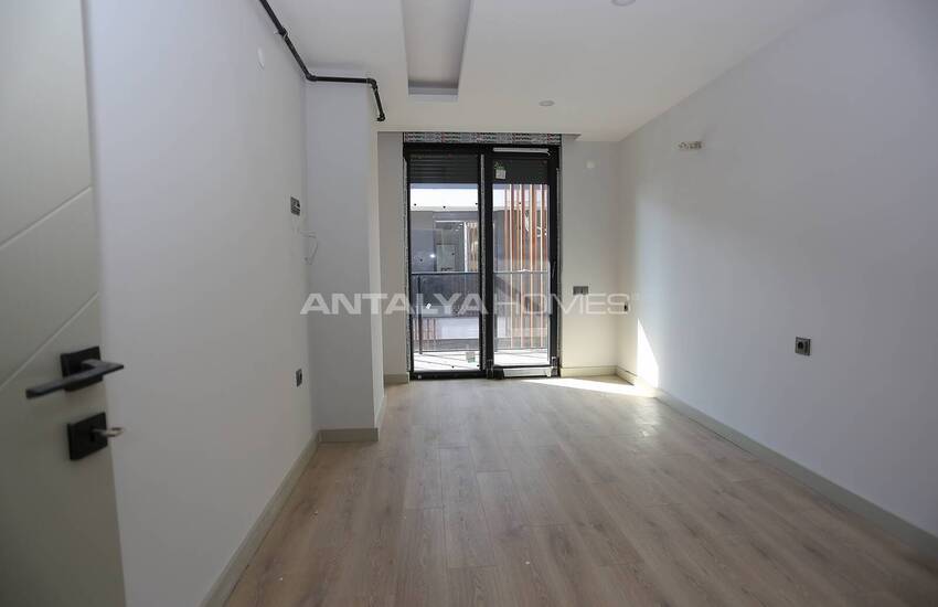 Apartment in Elit Complex Near the Sea in Antalya Muratpasa 24