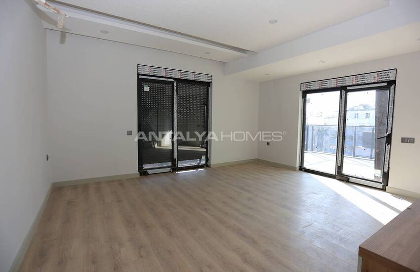 Apartment in Elit Complex Near the Sea in Antalya Muratpasa 30