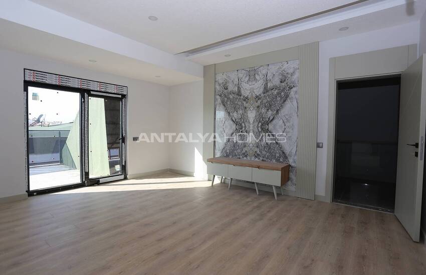 Apartment in Elit Complex Near the Sea in Antalya Muratpasa 31