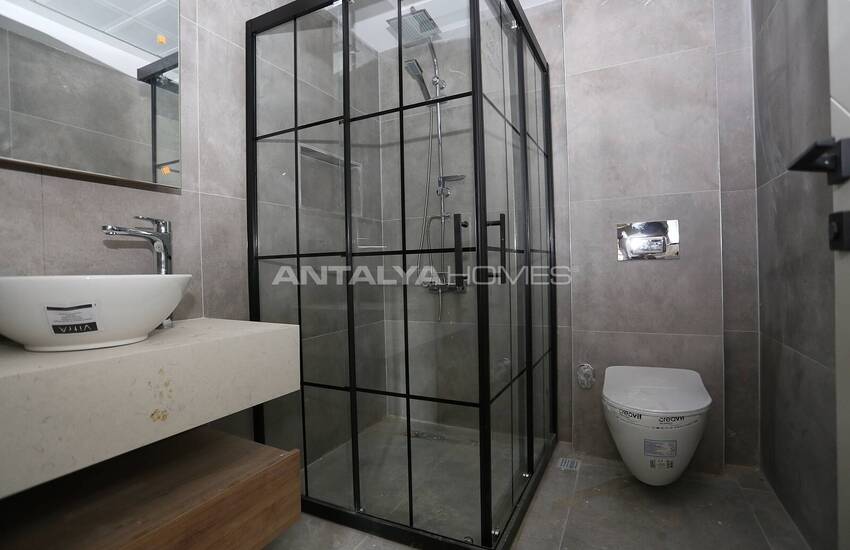 Apartment in Elit Complex Near the Sea in Antalya Muratpasa 37