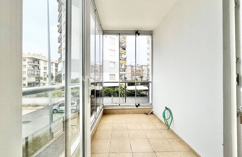 Spacious Flat Close to City Center in Antalya Muratpasa 27