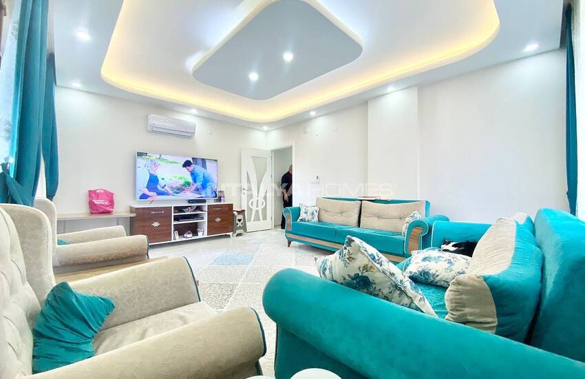 Spacious Apartment in Central Location in Antalya Muratpasa 6