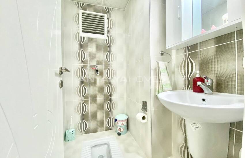 Spacious Apartment in Central Location in Antalya Muratpasa 10