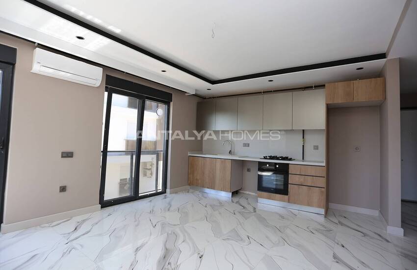 Apartments in Boutique Complex with Pool in Antalya Konyaalti 9