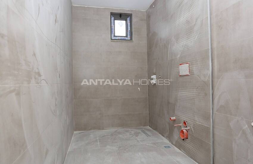 آپارتمان نوساز در فاصله پیاده روی از ساحل در کنیالتی 2