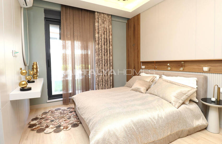 شقق مع تراس مع مجمع سكني آمن في أكسو ألتينطاش 18