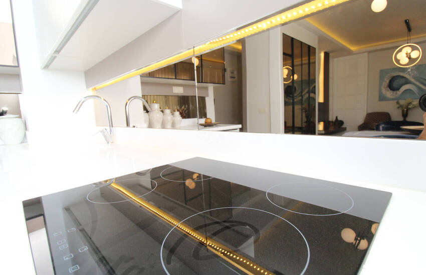 شقق فسيحة من غرفتين مع حديقة للاستخدام في أنطاليا ألتينتاس 14