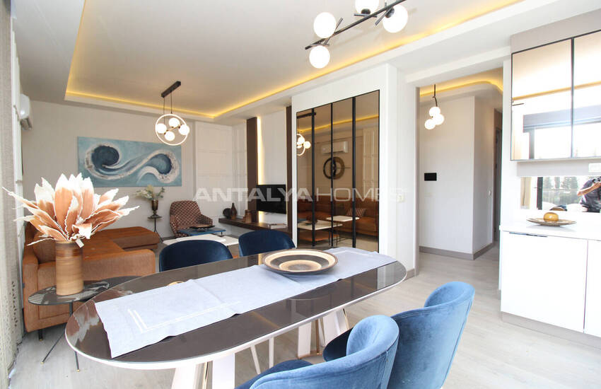 شقق فسيحة من غرفتين مع حديقة للاستخدام في أنطاليا ألتينتاس 9