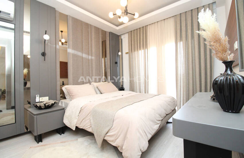 شقق فسيحة من غرفتين مع حديقة للاستخدام في أنطاليا ألتينتاس 15