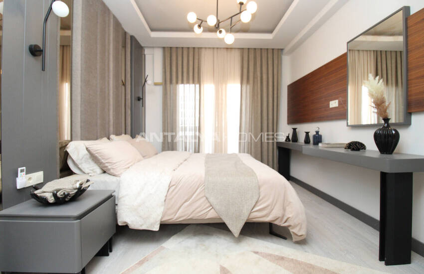 شقق فسيحة من غرفتين مع حديقة للاستخدام في أنطاليا ألتينتاس 18