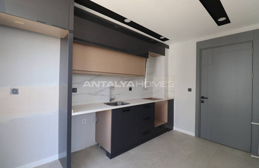 Appartements Proches De La Station De Tramway À Antalya Kepez 10
