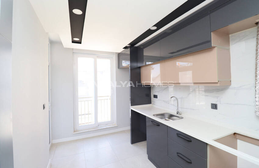 Квартиры в 900 м от Трамвайной Остановки в Анталии, Кепез 9