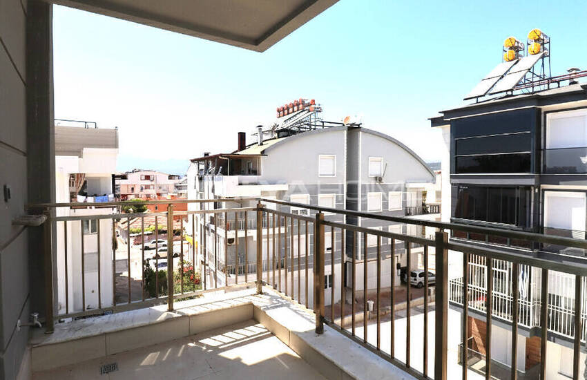 Квартиры в 900 м от Трамвайной Остановки в Анталии, Кепез 15