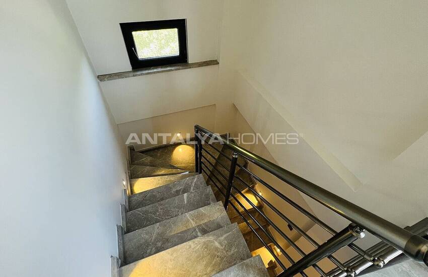 Möblerat 4+1 Hus 300 M Från Havet I Kemer 12