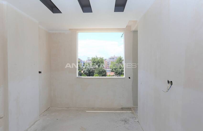 شقق مع مطبخ منفصل على بعد 200 متر من الترام في أنطاليا كيبيز 3