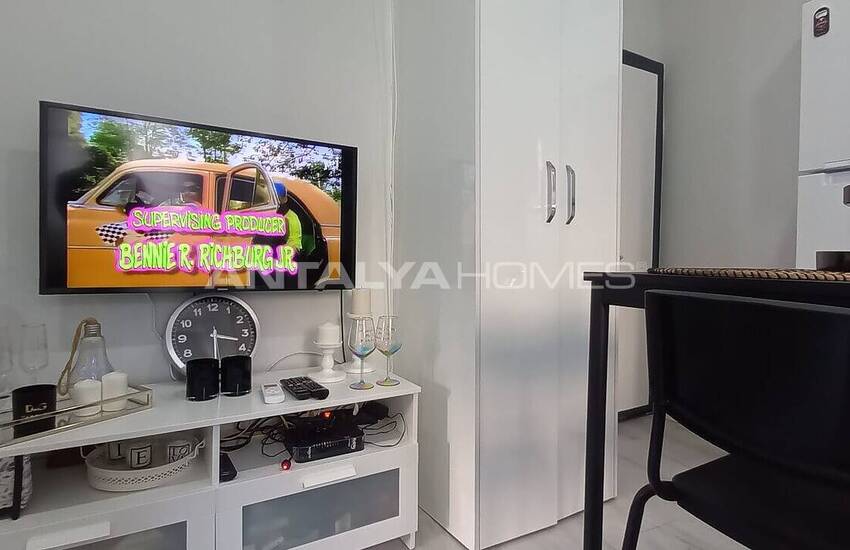 Fully Furnished 1+1 Flat in the Heart of the City in Antalya 10