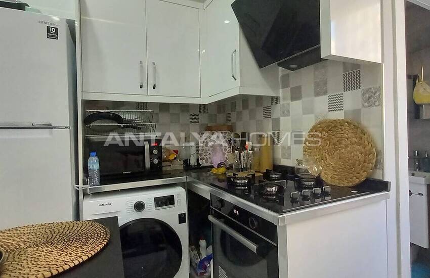 Fully Furnished 1+1 Flat in the Heart of the City in Antalya 12
