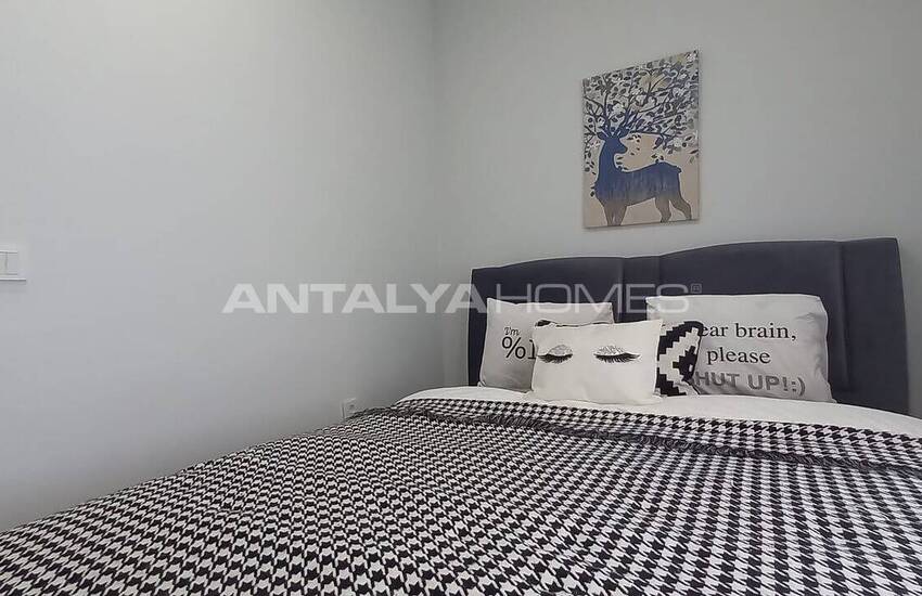 Fully Furnished 1+1 Flat in the Heart of the City in Antalya 13