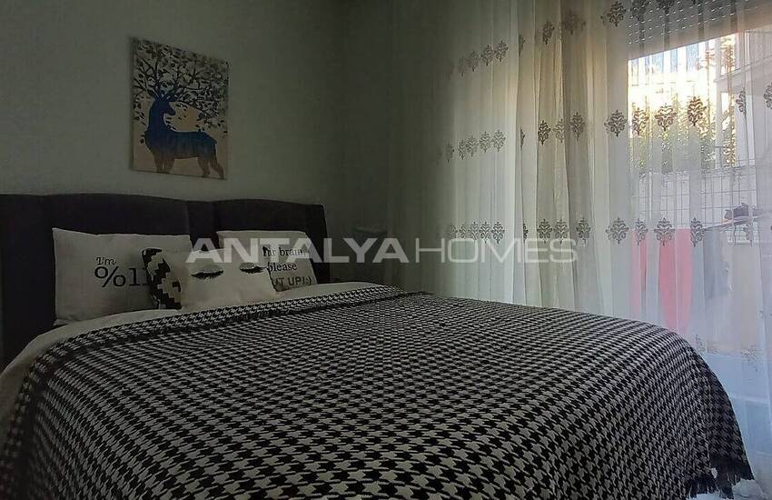 Fully Furnished 1+1 Flat in the Heart of the City in Antalya 15