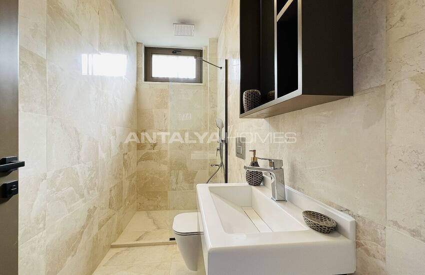 Kemer'de Muhteşem Dağ Manzaralı Satılık Lüks Villa 28