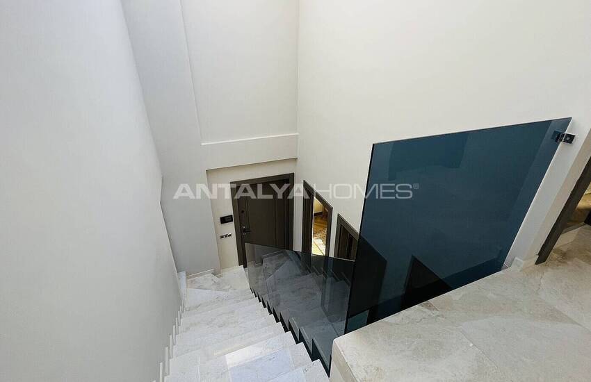 Kemer'de Muhteşem Dağ Manzaralı Satılık Lüks Villa 29