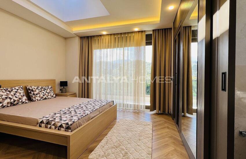 Kemer'de Muhteşem Dağ Manzaralı Satılık Lüks Villa 22