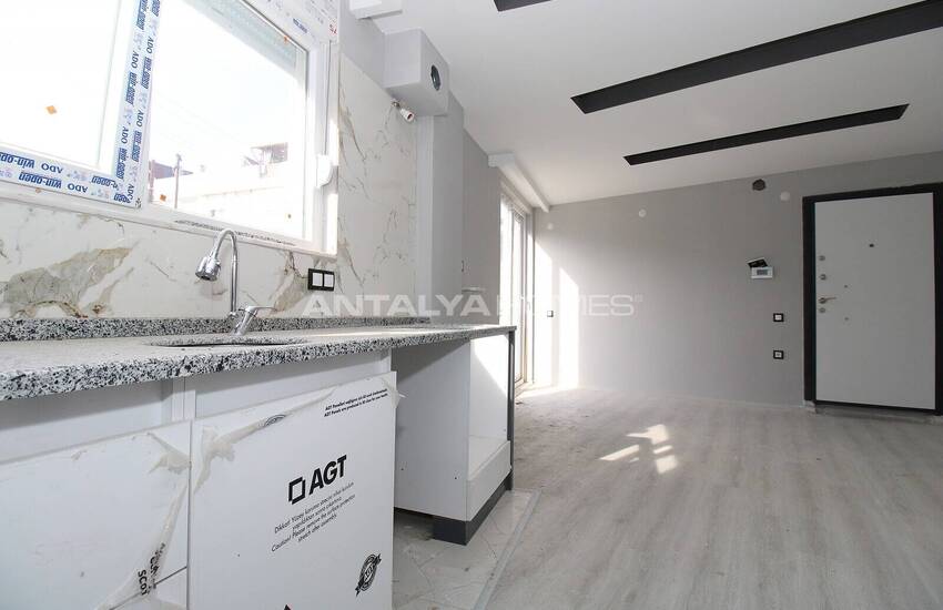 Flats Within Walking Distance of Daily Amenities in Antalya Kepez 9