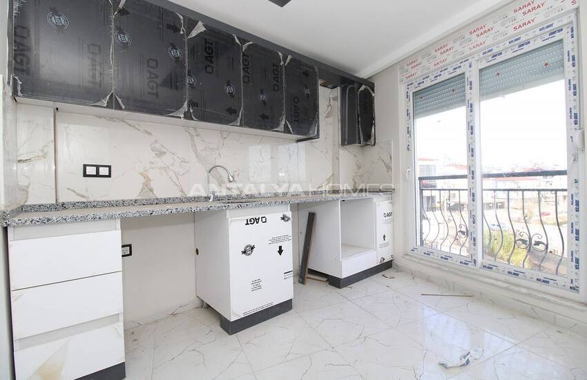 Flats Within Walking Distance of Daily Amenities in Antalya Kepez 15