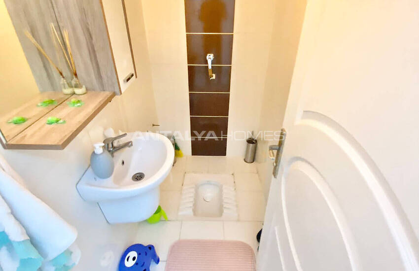 Ready-to-move Spacious Apartment in Antalya Muratpasa 24