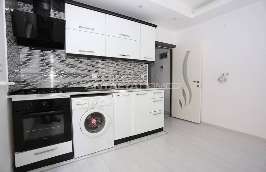 Investment Apartment with Rental Income Potential in Antalya 12