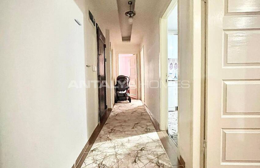 Cheap Well-kept Apartment Overlooking Park in Antalya 18