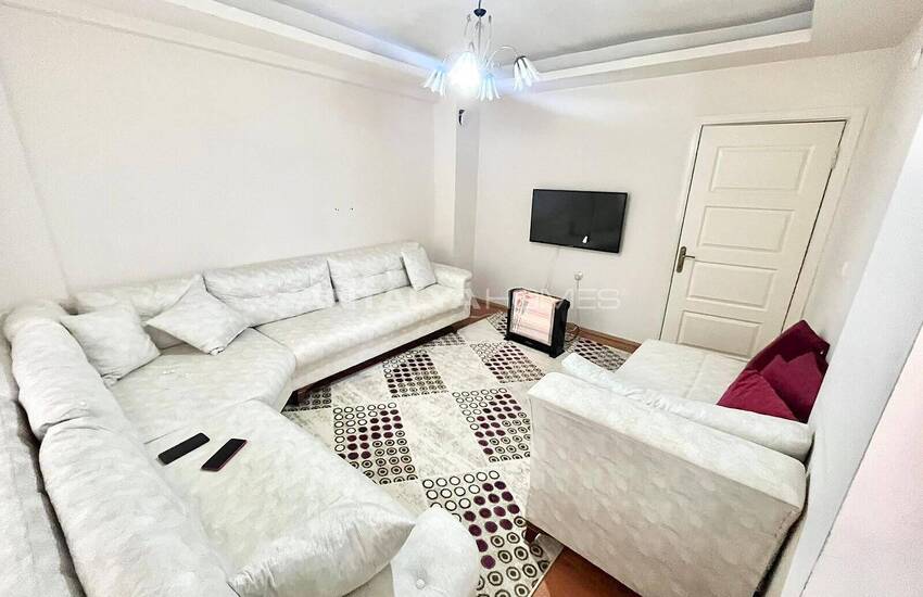 Cheap Well-kept Apartment Overlooking Park in Antalya 5