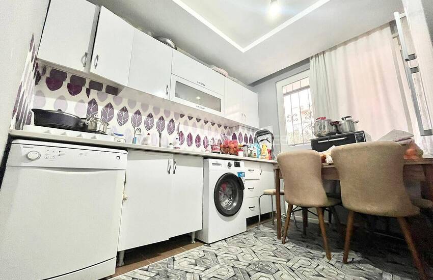 Cheap Well-kept Apartment Overlooking Park in Antalya 7