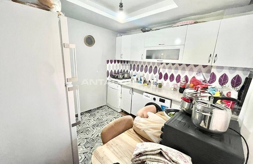 Cheap Well-kept Apartment Overlooking Park in Antalya 8