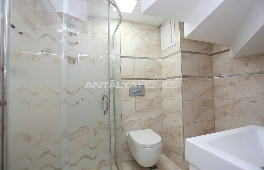 Duplex Apartment in Complex with Indoor Parking in Konyaalti 25