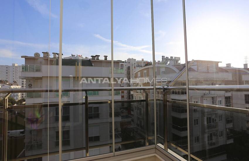 Duplex Apartment in Complex with Indoor Parking in Konyaalti 32