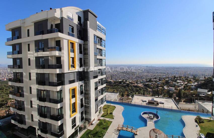 Flat with En-suite Bathroom in Complex with Pool in Antalya Kepez 26