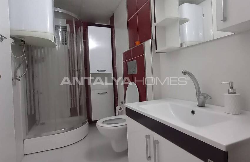Furnished Property Near the City Center in Antalya Muratpasa 17