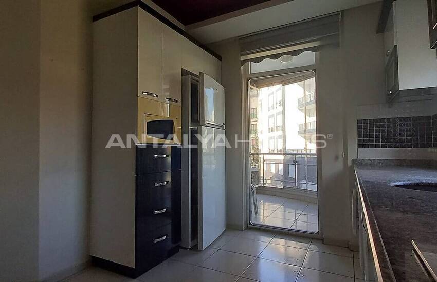 Furnished Property Near the City Center in Antalya Muratpasa 13